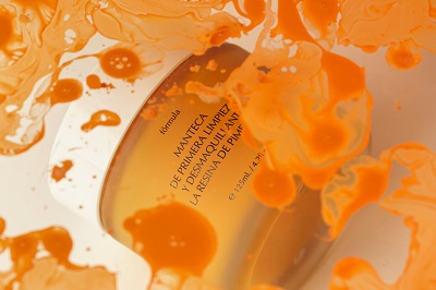 MANTECA DE PRIMERA LIMPIEZA Y DESMAQUILLANTE A LA RESINA DEL PIMENTÓN